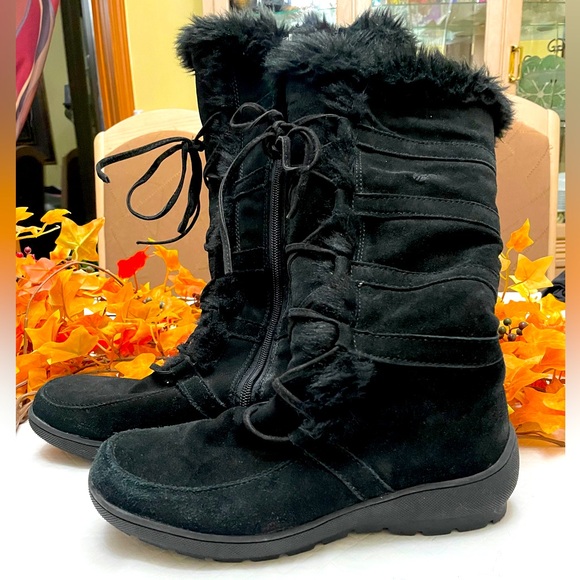 💕⬇️ $39.00 💕⬇️. EUC Black Suede Fur Lined Winter Boots. Size 7. - Picture 1 of 13